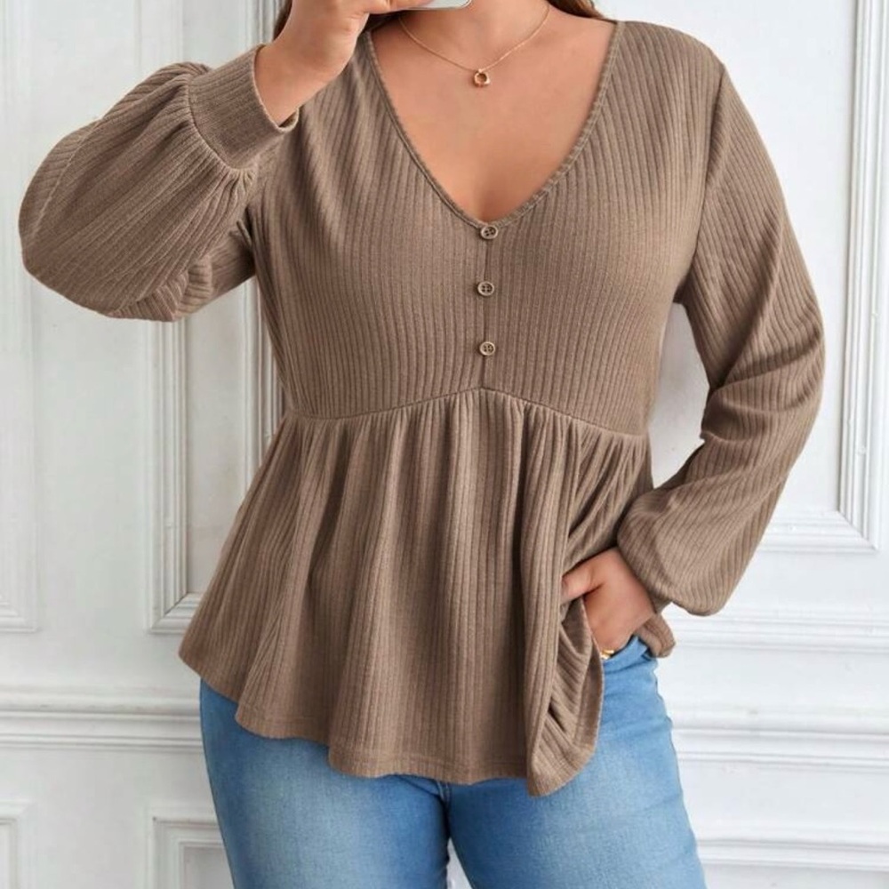 SHEIN Ribbed V-Neck Peplum Top - Brown